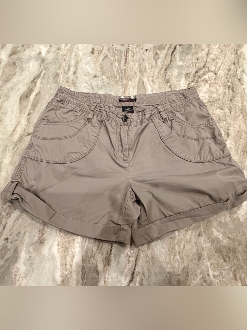Dalia Collection Modern Fit Taupe Utility Shorts Size 8 Casual Cotton Stretch